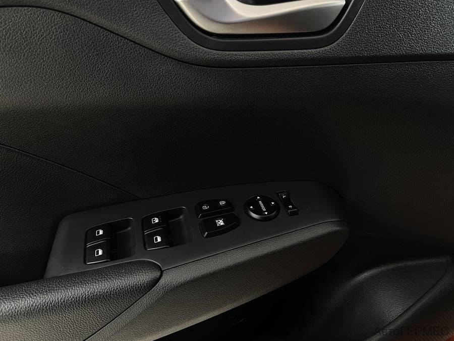 Фото SOLARIS HS I с пробегом | №8