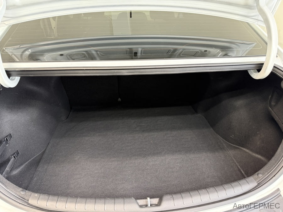 Фото HYUNDAI Solaris II с пробегом | №13