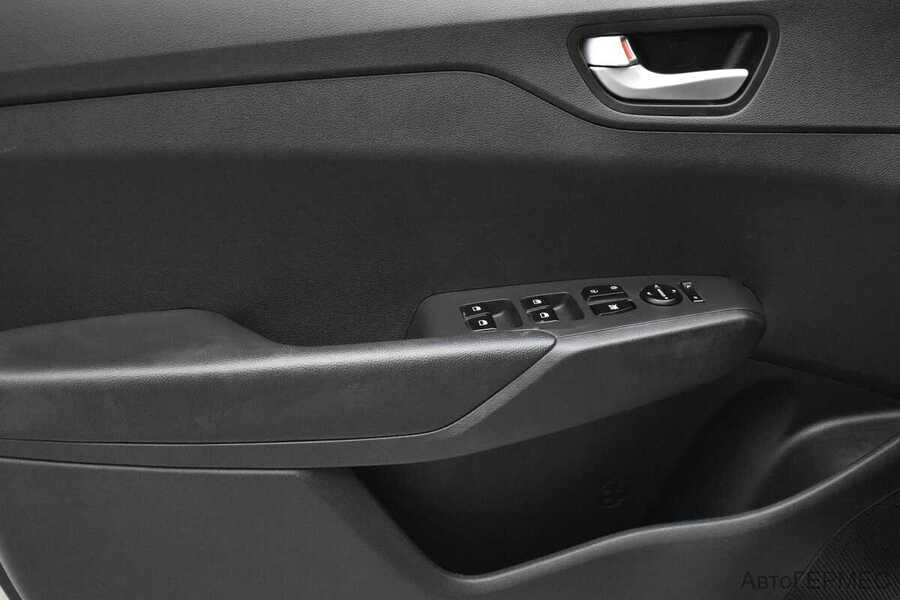 Фото HYUNDAI Solaris II Рестайлинг с пробегом | №12