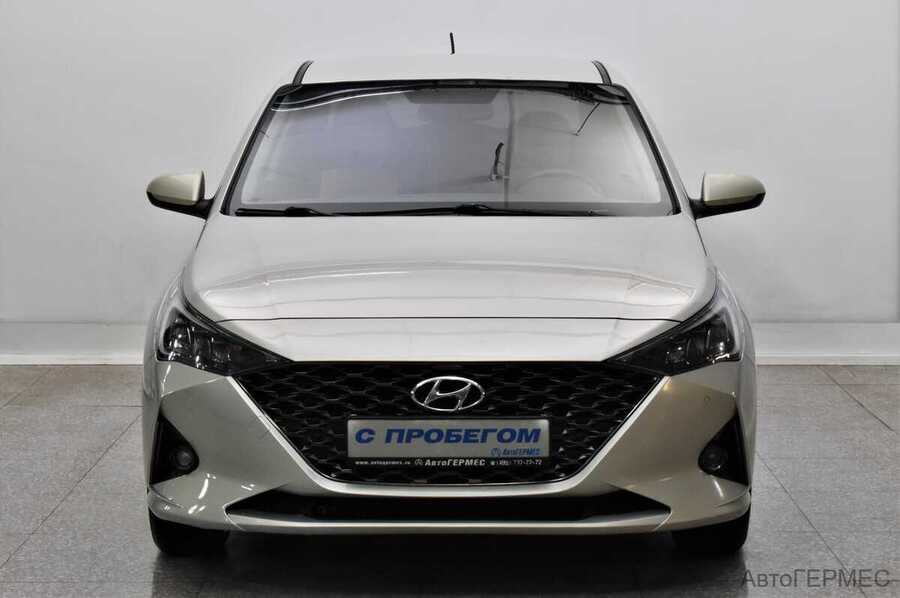 Фото HYUNDAI Solaris II Рестайлинг с пробегом | №2