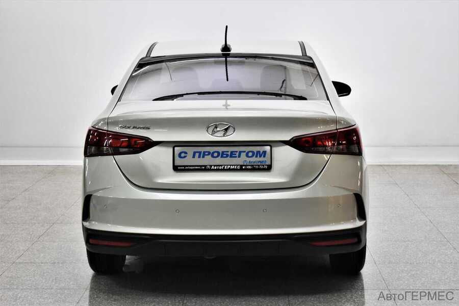 Фото HYUNDAI Solaris II Рестайлинг с пробегом | №3