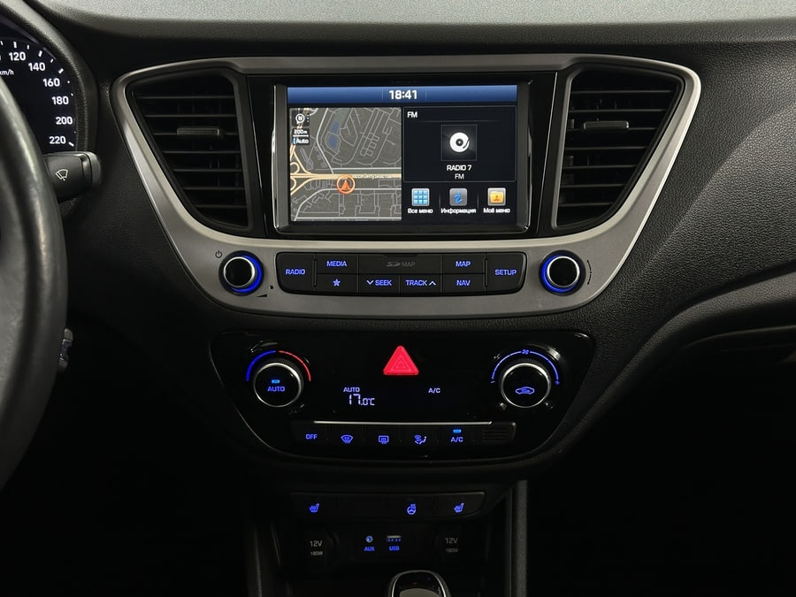 Фото HYUNDAI Solaris II с пробегом | №7