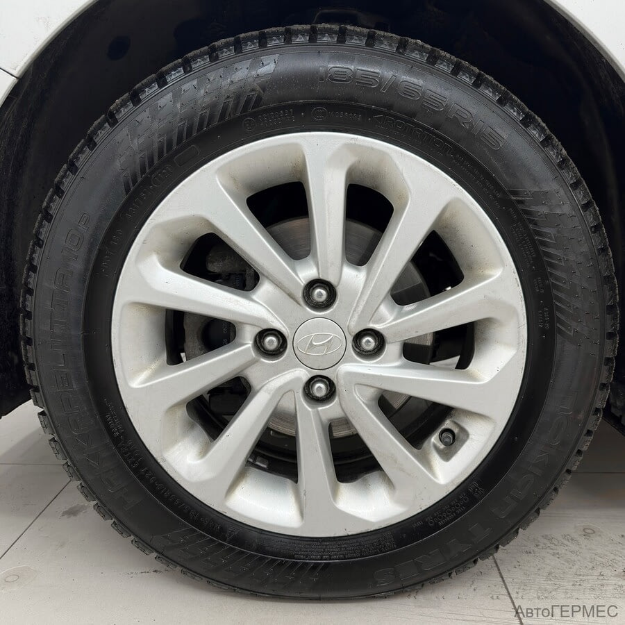 Фото HYUNDAI Solaris II с пробегом | №14