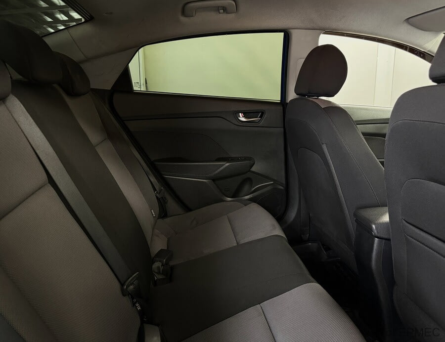 Фото HYUNDAI Solaris II с пробегом | №13