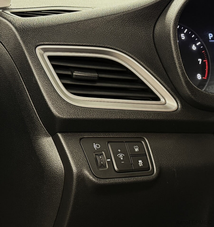 Фото HYUNDAI Solaris II с пробегом | №9