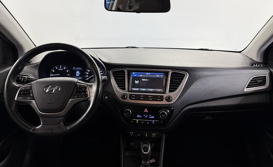 Фото HYUNDAI Solaris II с пробегом | №5