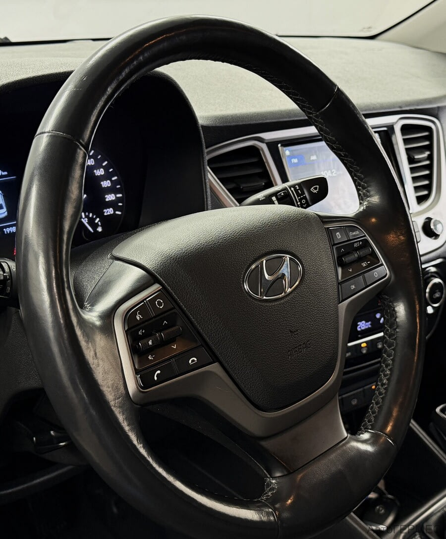 Фото HYUNDAI Solaris II с пробегом | №11