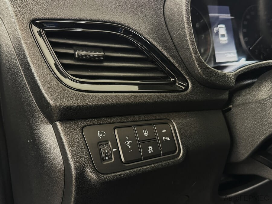 Фото HYUNDAI Solaris II Рестайлинг с пробегом | №10