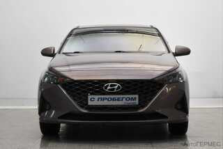 Фото HYUNDAI Solaris II Рестайлинг с пробегом Фото HYUNDAI Solaris II Рестайлинг с пробегом