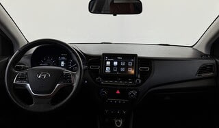 Фото HYUNDAI Solaris II Рестайлинг с пробегом Фото HYUNDAI Solaris II Рестайлинг с пробегом