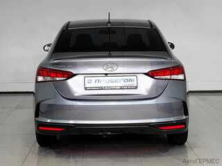 Фото HYUNDAI Solaris II Рестайлинг с пробегом Фото HYUNDAI Solaris II Рестайлинг с пробегом