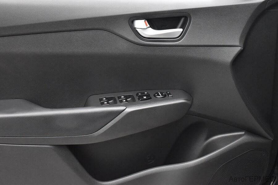 Фото HYUNDAI Solaris II Рестайлинг с пробегом | №12