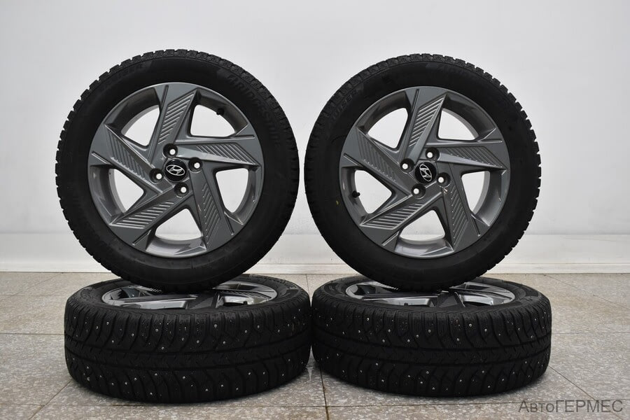 Фото HYUNDAI Solaris II Рестайлинг с пробегом | №18