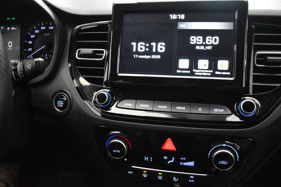 Фото HYUNDAI Solaris II Рестайлинг с пробегом | №7