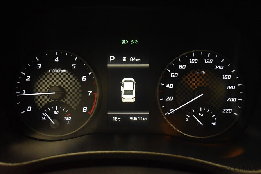 Фото HYUNDAI Solaris II Рестайлинг с пробегом | №6