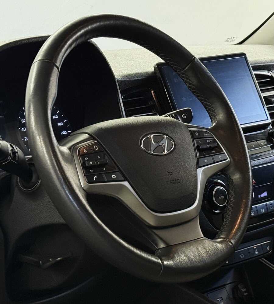 Фото HYUNDAI Solaris II Рестайлинг с пробегом | №10