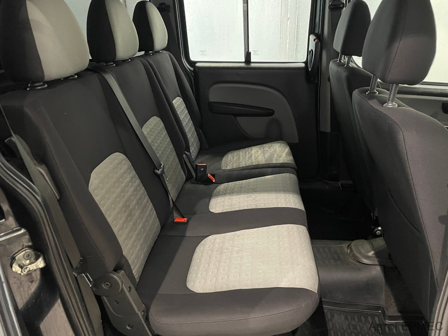 Фото FIAT Doblo I Рестайлинг с пробегом | №10