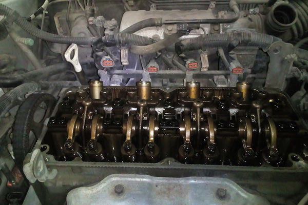 Замена маслосъемных колпачков MITSUBISHI Outlander, №1