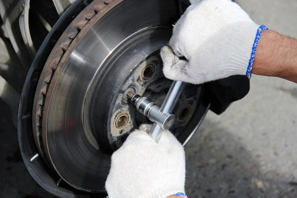 Замена передних тормозных дисков LIFAN Cebrium, №2