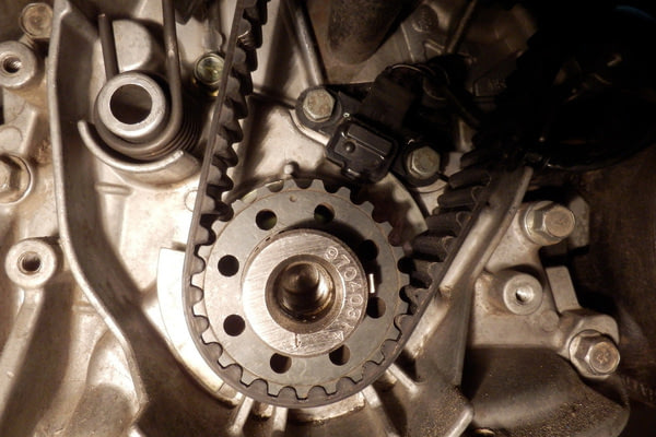 Замена ремня ГРМ MITSUBISHI Carisma, №1