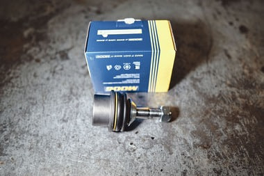 Замена шаровой опоры Гранд Чероке, фото №1