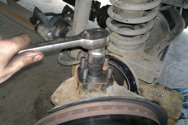 Замена шкворней MITSUBISHI Pajero, №2