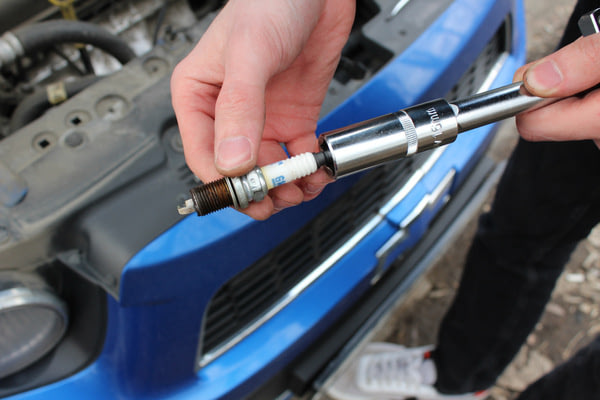 Замена свечей MITSUBISHI Pajero, №2