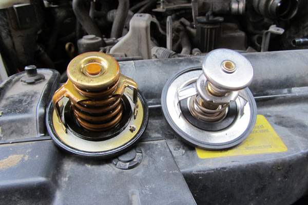 Замена термостата MITSUBISHI Lancer, №1