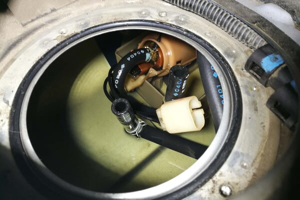 Замена топливного насоса MITSUBISHI Pajero, №2