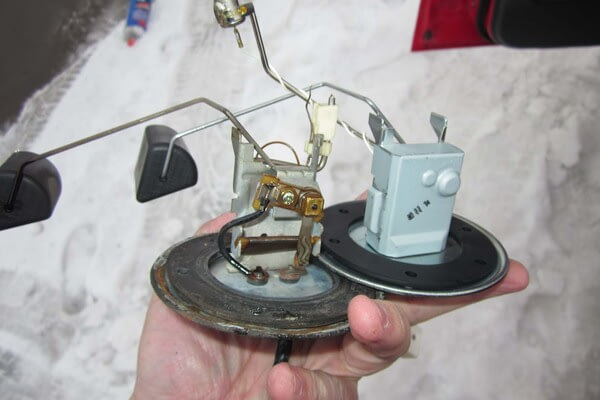 Замена топливных датчиков MITSUBISHI Pajero, №1