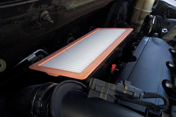 Замена воздушного фильтра MITSUBISHI Lancer, №2