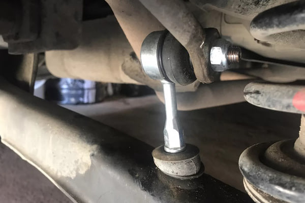 Замена задней стойки стабилизатора MITSUBISHI Pajero, №2