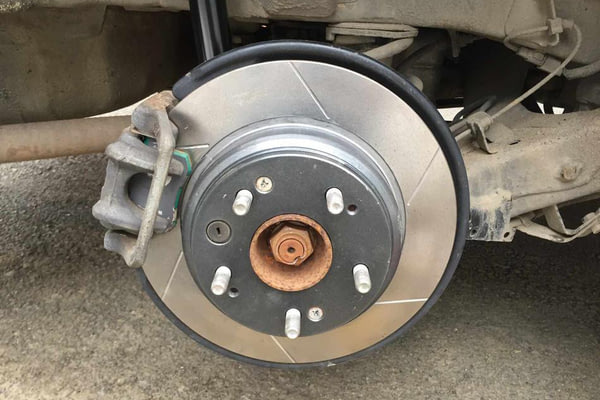 Замена задних тормозных дисков MITSUBISHI Pajero, №2