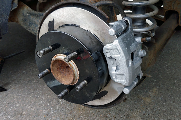 Замена задних тормозных колодок MITSUBISHI Lancer, №2